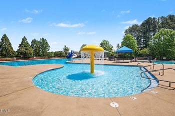 745 Lake Artesia Ln, Fuquay Varina, NC 27526