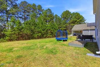 745 Mirror Pond Dr, Zebulon, NC 27597