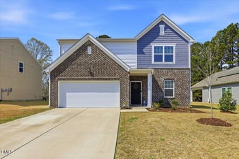 745 Mirror Pond Dr, Zebulon, NC 27597