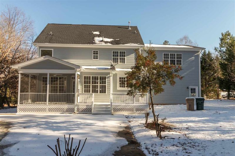 745 Parkridge Dr, Clayton, NC 27527