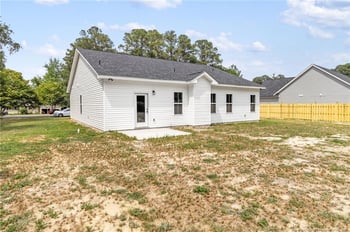 745 Porter Rd, Hope Mills, NC 28348
