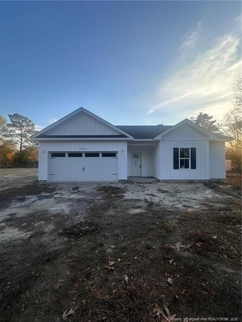745 Porter Rd, Hope Mills, NC 28348