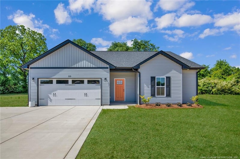 745 Porter Rd, Hope Mills, NC 28376