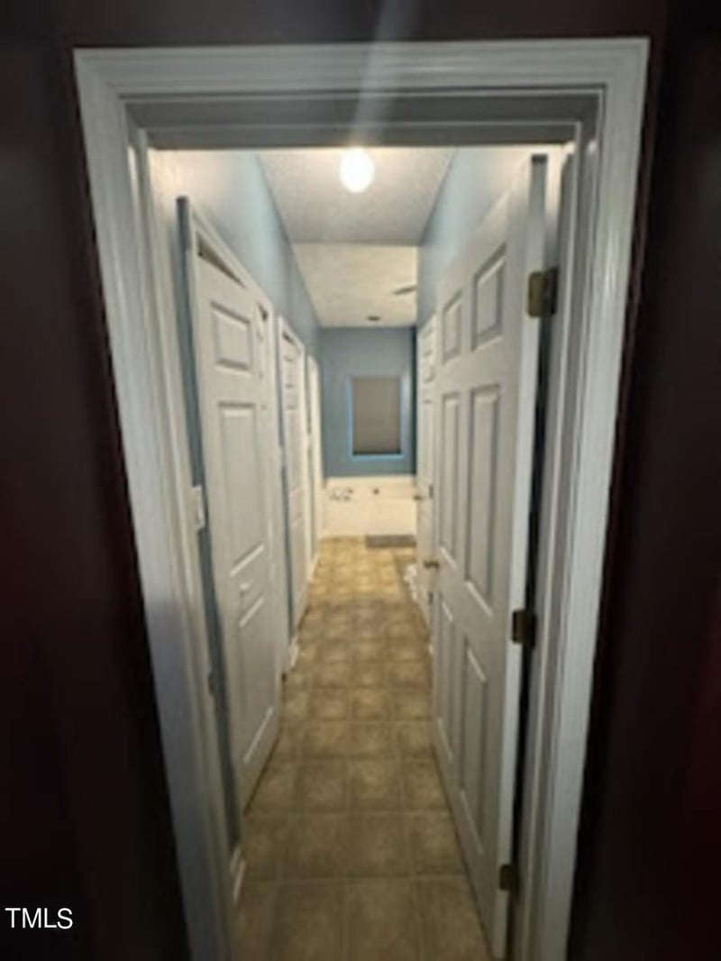 7452 Cedar Creek Rd, Fayetteville, NC 28312