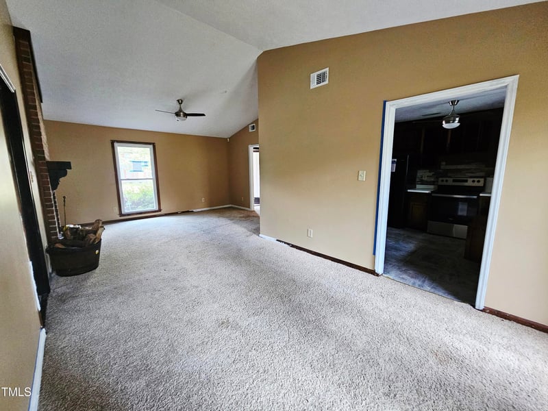 746 Glen Reilly Dr, Fayetteville, NC 28314