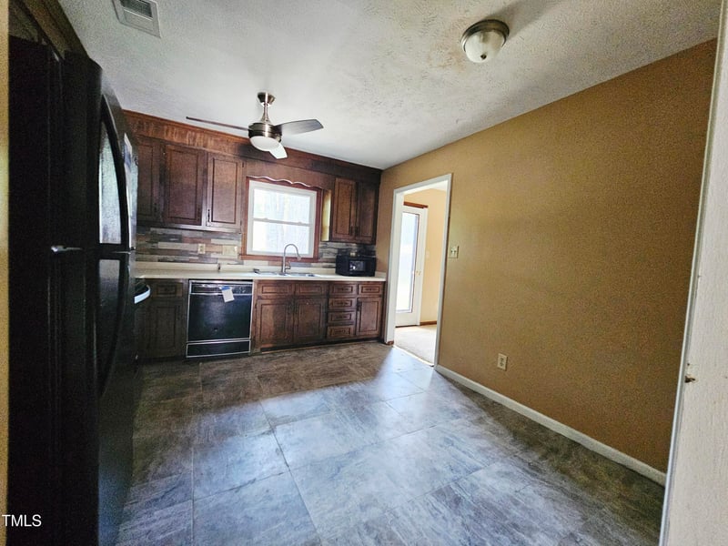 746 Glen Reilly Dr, Fayetteville, NC 28314