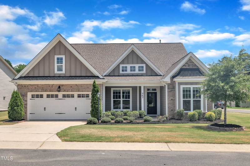 747 Catherine Lake Ct, Fuquay Varina, NC 27526