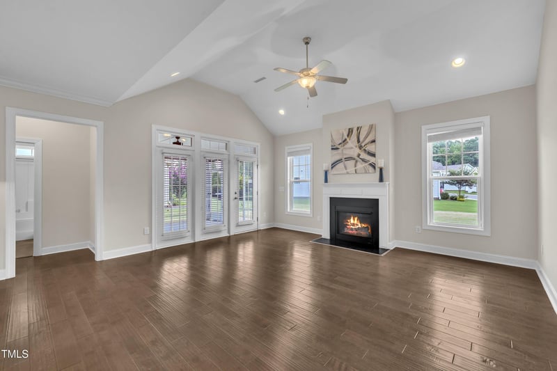 747 Catherine Lake Ct, Fuquay Varina, NC 27526