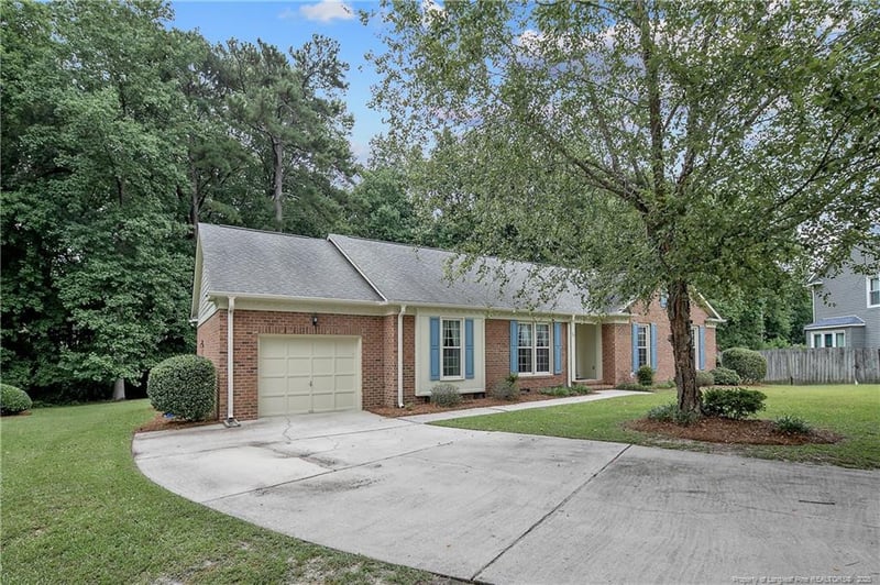 747 Magellan Ct, Fayetteville, NC 28311