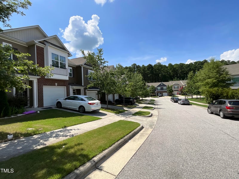 747 Silver Stream Ln, Cary, NC 27519