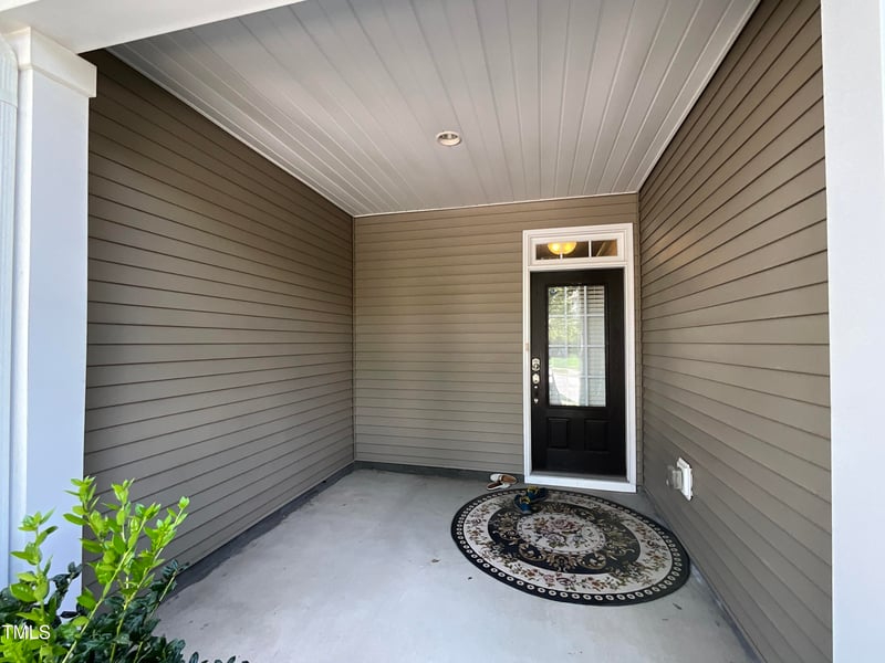 747 Silver Stream Ln, Cary, NC 27519