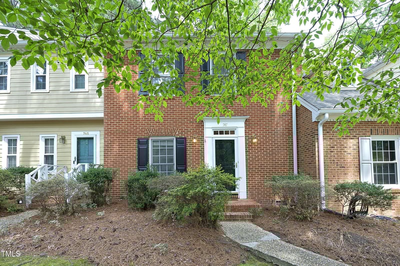 747 Weathergreen Dr, Raleigh, NC 27615