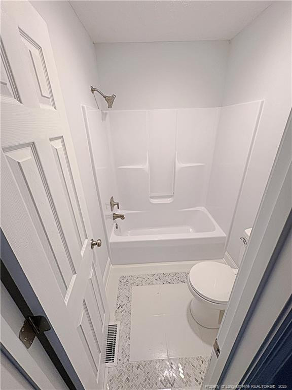 7473 Fairpoint Rd, Fayetteville, NC 28314