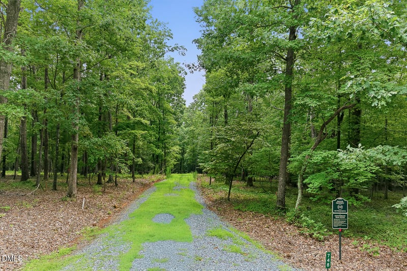 748 Valley Ln, Pittsboro, NC 27312