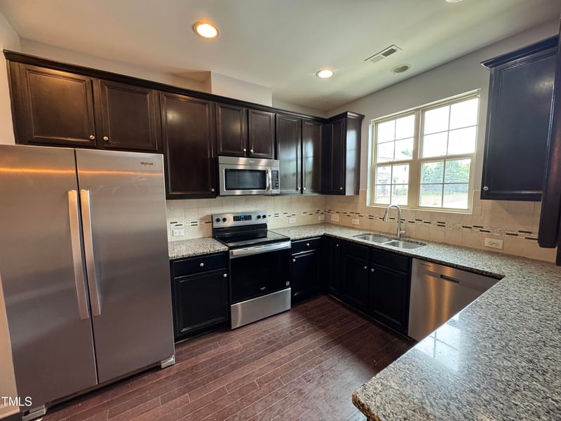 748 Wickham Ridge Rd, Apex, NC 27539