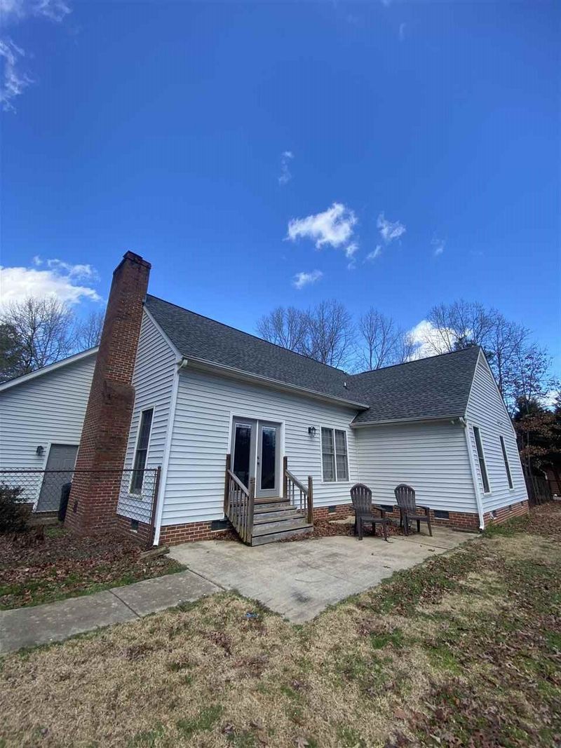 748 Young Forest Dr, Wake Forest, NC 27587