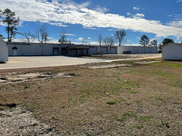 7486 Us 421 , Erwin, NC 28339