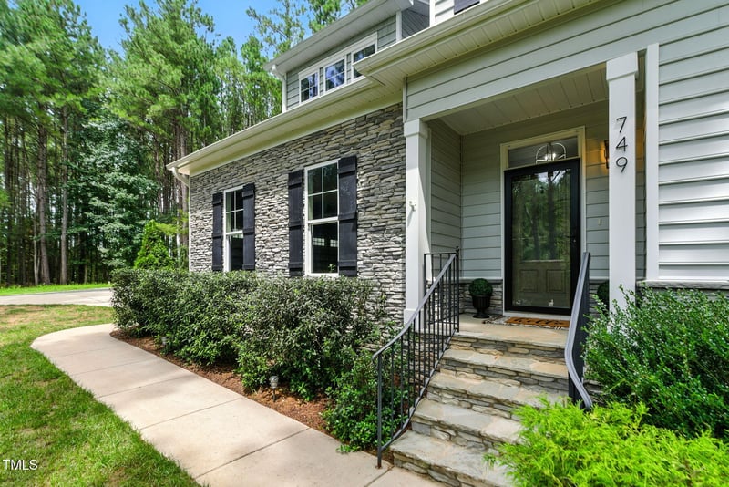 749 Bowden Rd, Chapel Hill, NC 27516