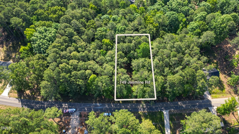 749 Jasmine Rd, Fuquay Varina, NC 27526