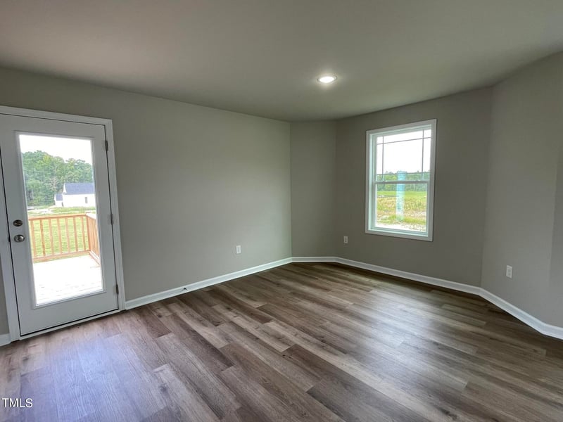749 Sherrill Farm Dr, Benson, NC 27504