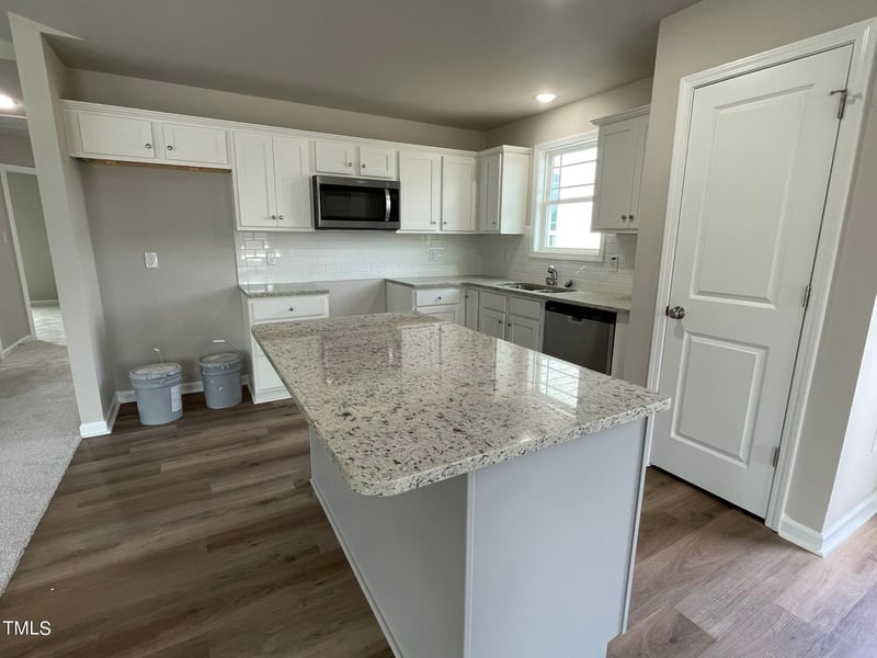 749 Sherrill Farm Dr, Benson, NC 27504