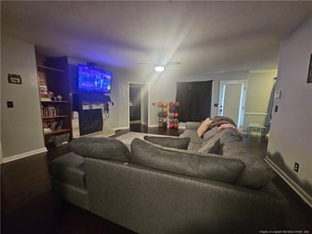 7490 Fairpoint Dr, Fayetteville, NC 28314
