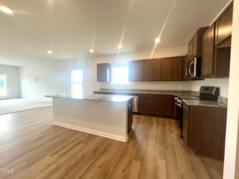 75 American Marigold Dr #37, Benson, NC 27504