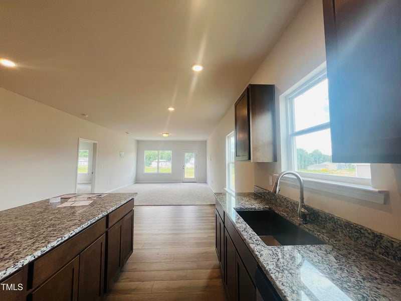 75 American Marigold Dr #37, Benson, NC 27504