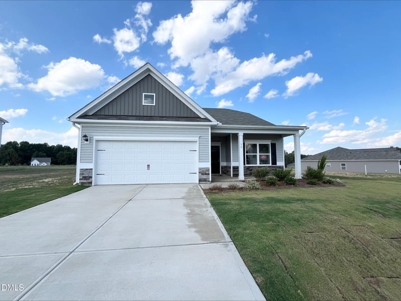 75 American Marigold Dr #37, Benson, NC 27504