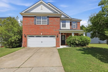 75 Averasboro Dr, Clayton, NC 27520