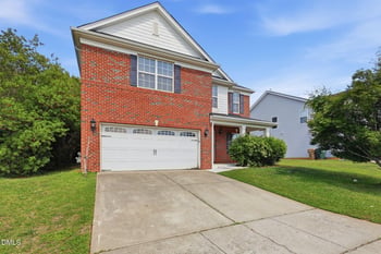 75 Averasboro Dr, Clayton, NC 27520