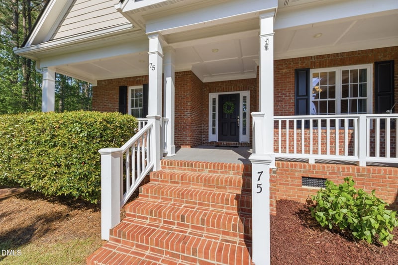 75 Braemar Cir, Clayton, NC 27520