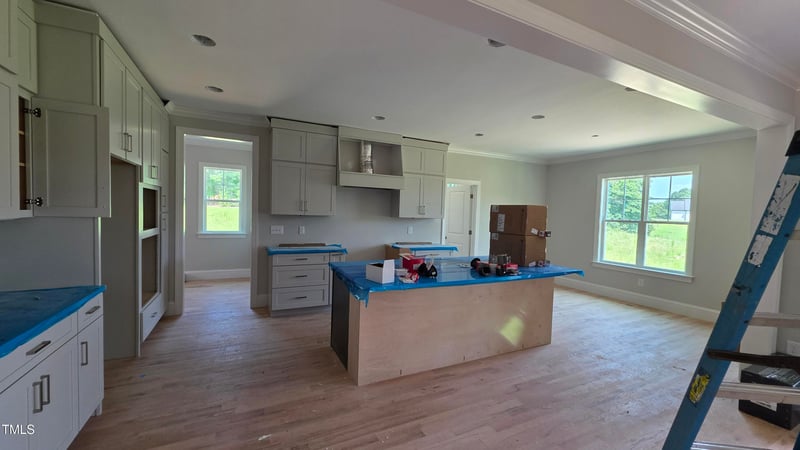 75 Broadleaf Ln, Youngsville, NC 27596
