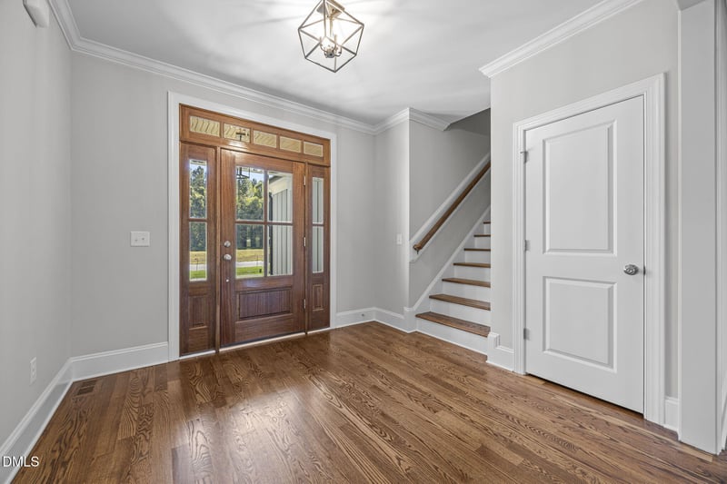 75 Broadleaf Ln, Youngsville, NC 27596
