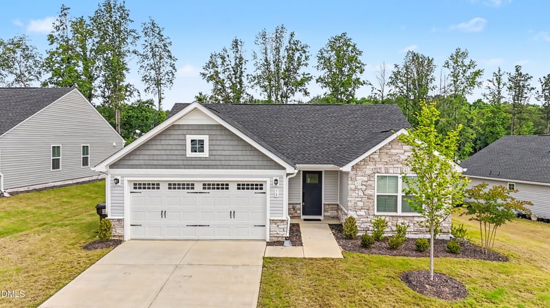75 Clove Hitch Ln, Fuquay Varina, NC 27526