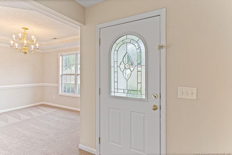 75 Cresthaven Dr, Sanford, NC 27332