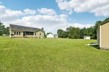75 Crestline Dr, Selma, NC 27576