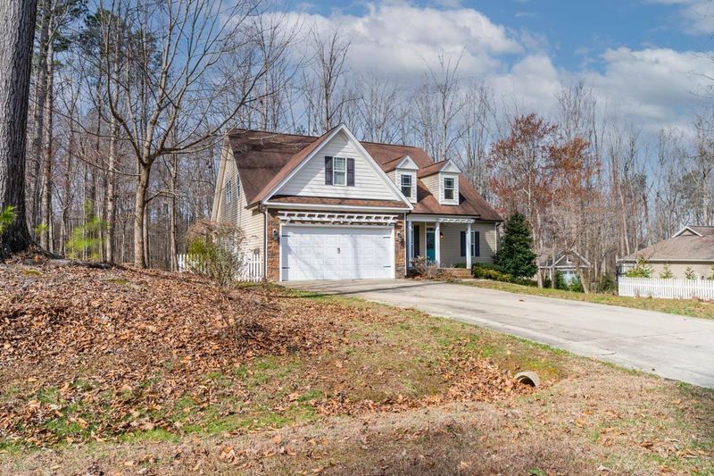 75 Falcon Crest Ln, Youngsville, NC 27596