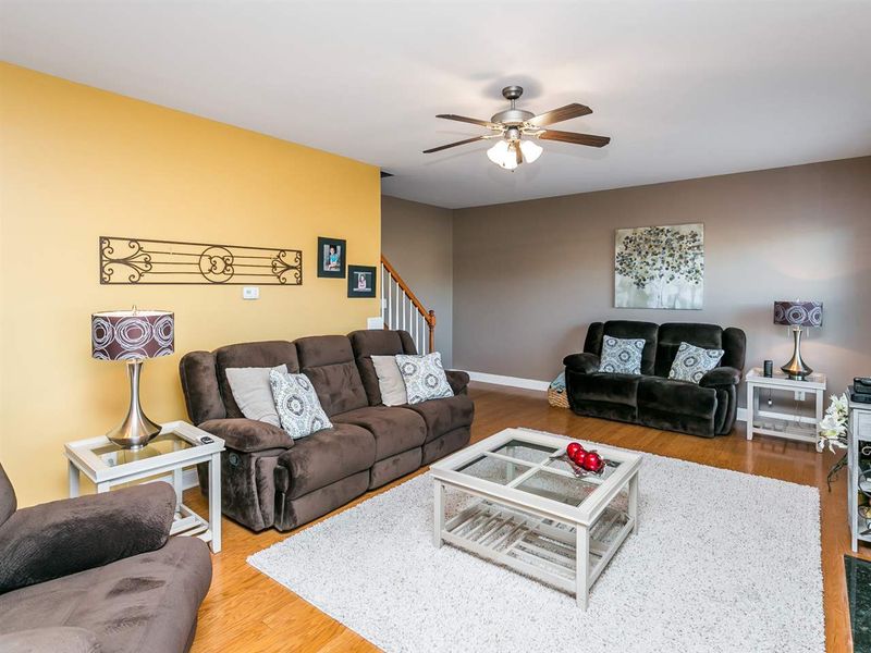 75 E Hackberry Ln, Youngsville, NC 27596