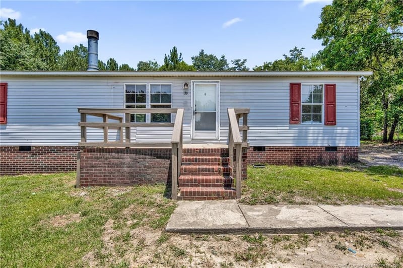 75 Kathleen Ter, Sanford, NC 27332