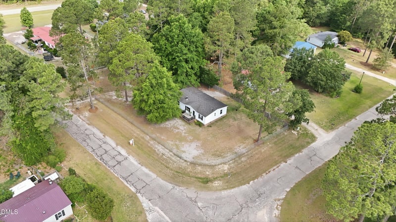 75 Kellam Dr, Lillington, NC 27546