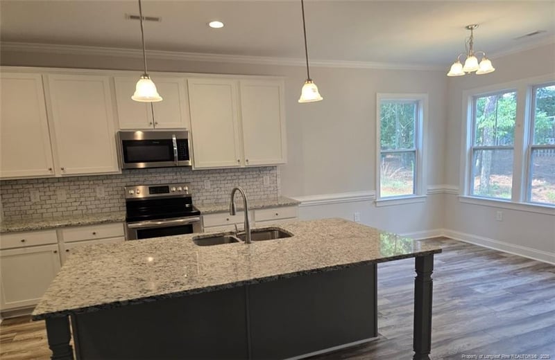75 Lakewind Ct, Sanford, NC 27332