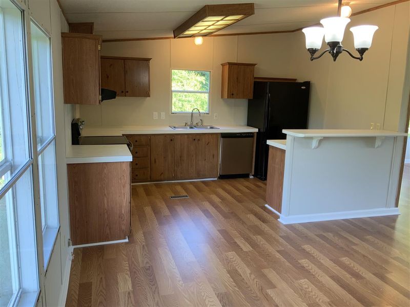 75 M J R Ln, Coats, NC 27521
