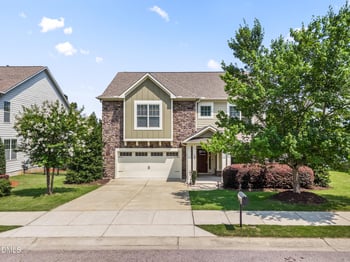 75 Wilders Woods Grove Ln, Clayton, NC 27527