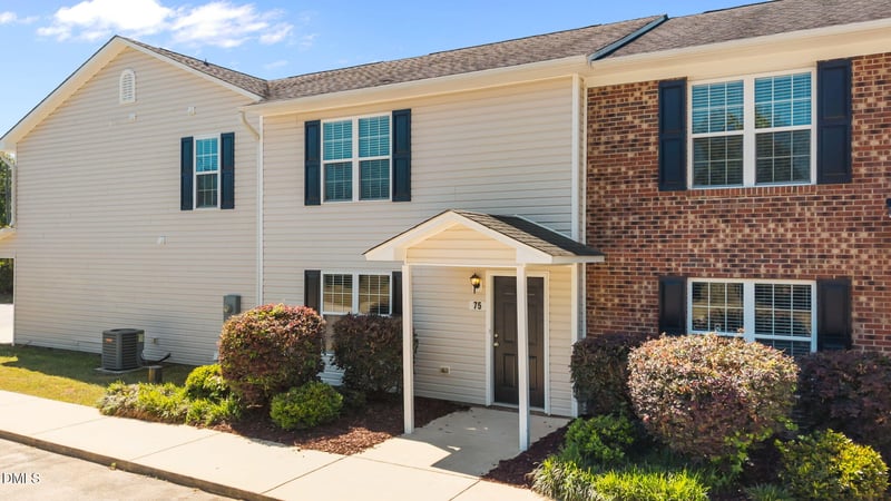 75 Wolf Creek Ln, Lillington, NC 27546