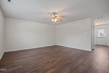 75 Wolf Creek Ln, Lillington, NC 27546