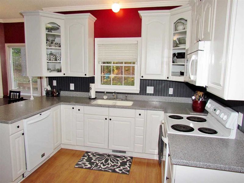 7501 Drayton Ct, Raleigh, NC 27615