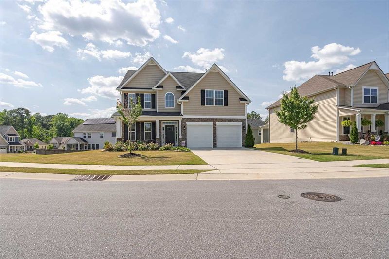 7501 Poplar Meadow Ln, Raleigh, NC 27616