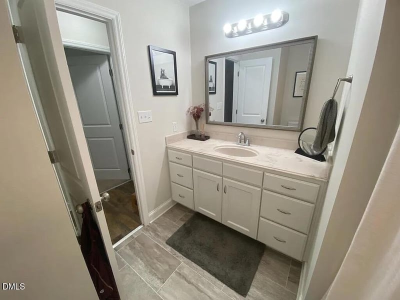 7501 Post Oak Rd, Raleigh, NC 27615