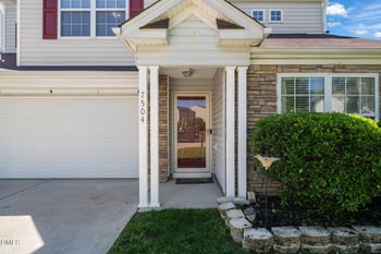 7504 Brighton Village Dr, Raleigh, NC 27616